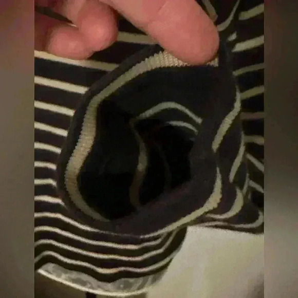 LL Bean Women’s Crew Neck Black/Cream Striped Longsleeve Tight Knit Pullover.  M - Picture 2 of 12